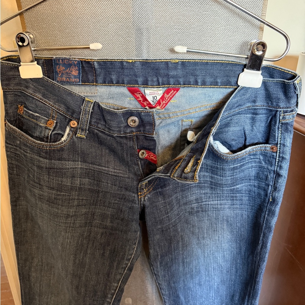 Lucky Brand Women's Straight Leg Medium Wash Denim Jeans